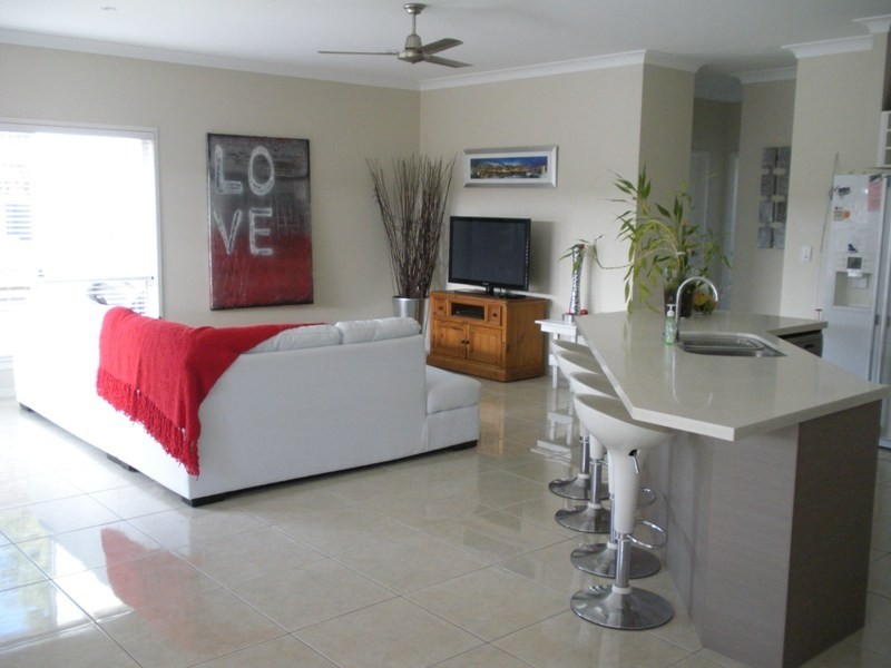 49 Paynters Pocket Avenue, Palmwoods QLD 4555