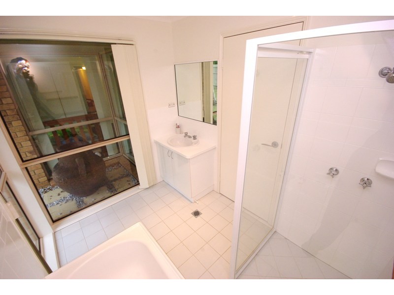 36 Flinders Avenue, Nambour QLD 4560