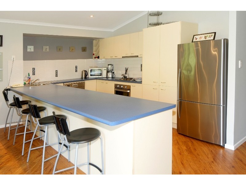 18 Kooralbyn Court, Nambour QLD 4560