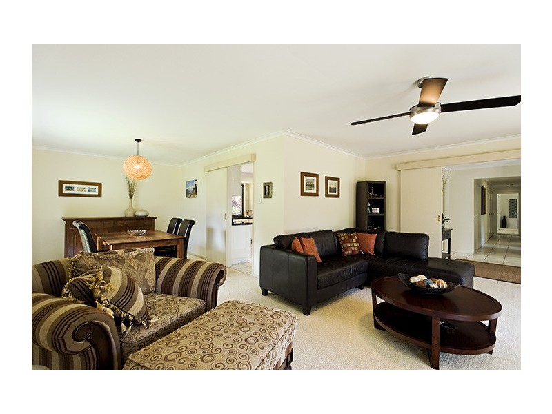 583 Hunchy Road, Hunchy QLD 4555