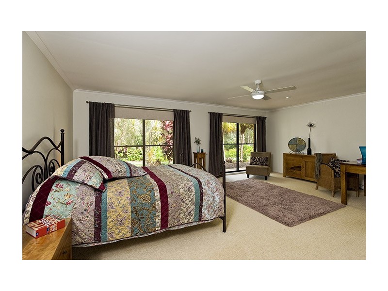 583 Hunchy Road, Hunchy QLD 4555