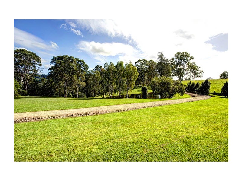 583 Hunchy Road, Hunchy QLD 4555