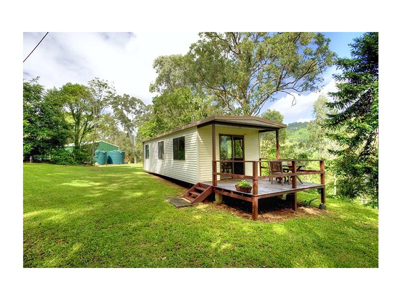 583 Hunchy Road, Hunchy QLD 4555