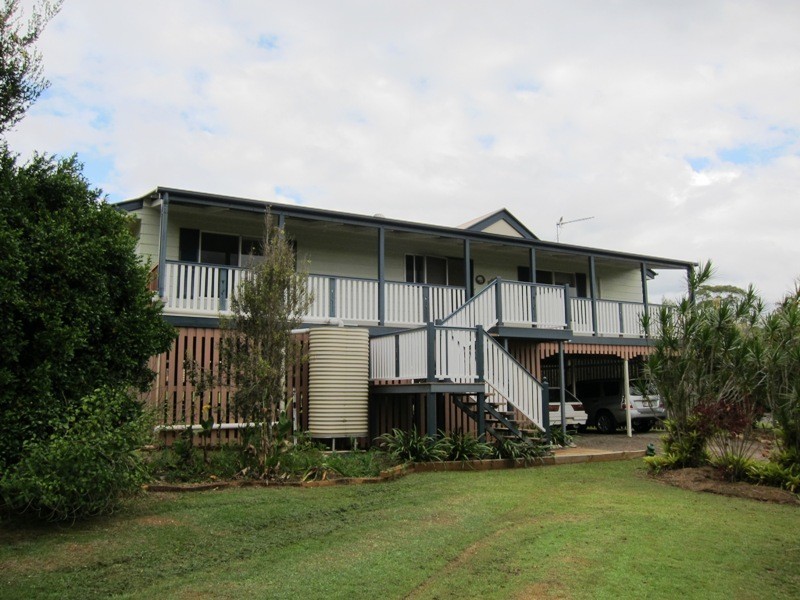 2 Henry Court, Glass House Mountains QLD 4518