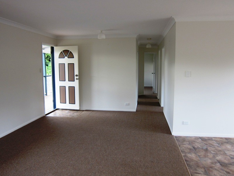 2 Henry Court, Glass House Mountains QLD 4518