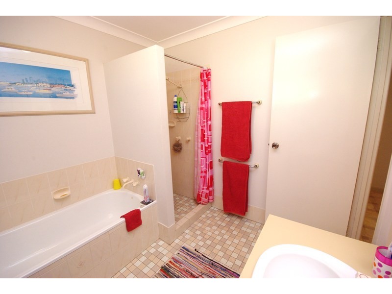 6 Taronga Street, Palmwoods QLD 4555