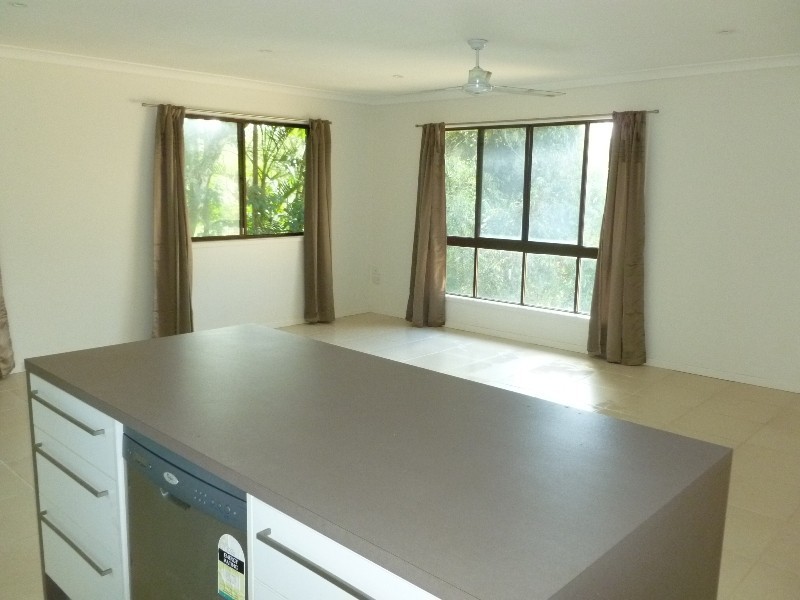 10 Dana Court, Palmwoods QLD 4555