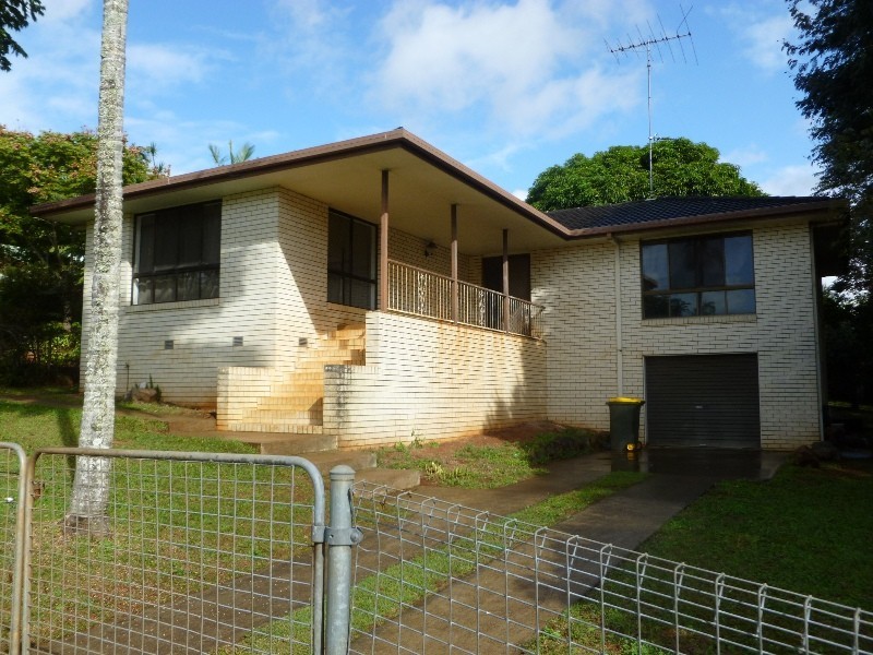 10 Dana Court, Palmwoods QLD 4555