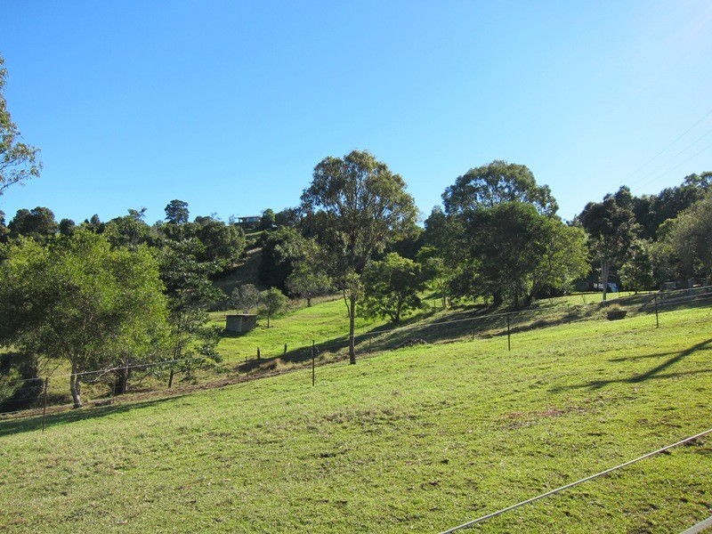 192 Dulong Road, Dulong QLD 4560