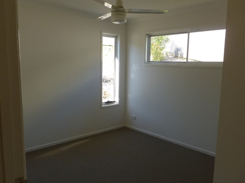 1 Linsay Circuit, Nambour QLD 4560
