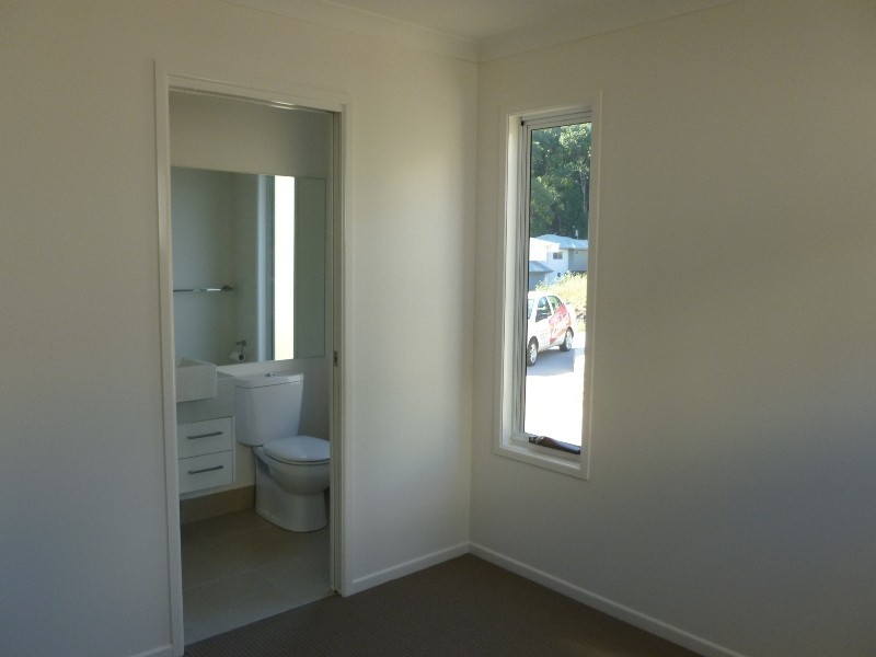 1 Linsay Circuit, Nambour QLD 4560