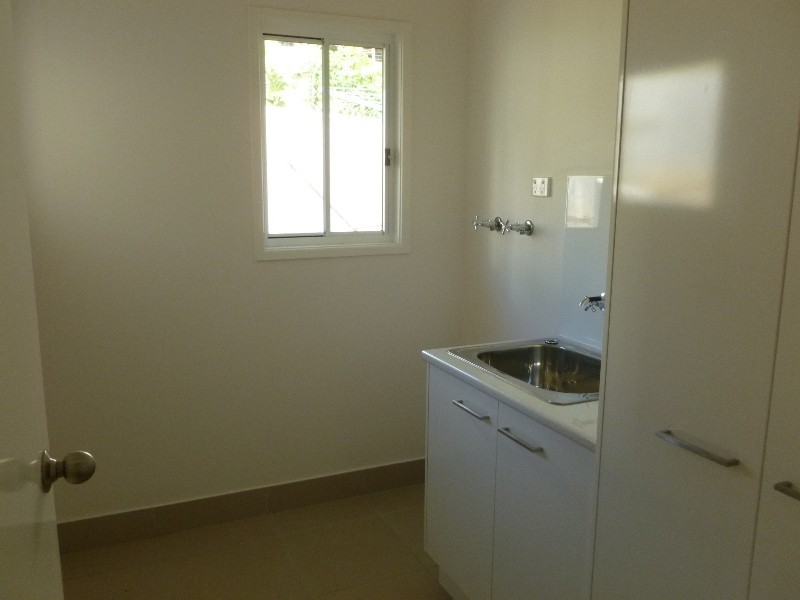 1 Linsay Circuit, Nambour QLD 4560