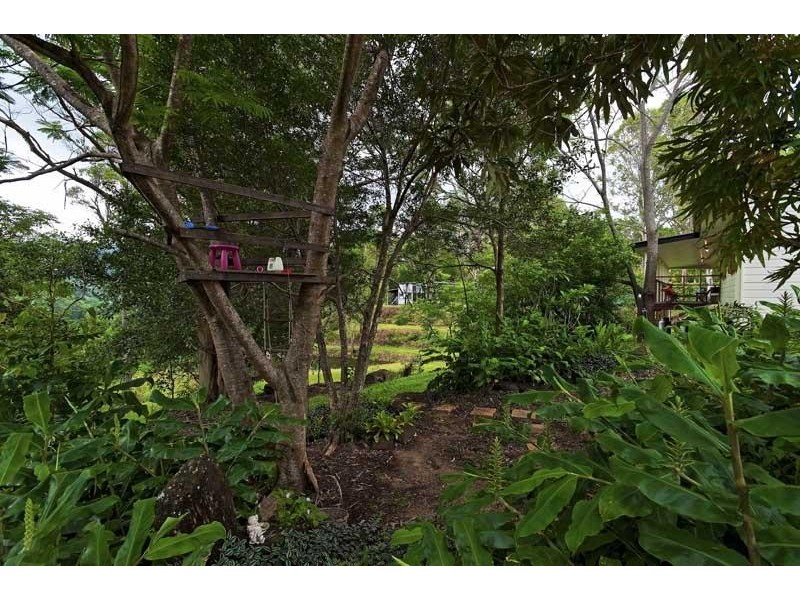 599 Hunchy Road, Hunchy QLD 4555