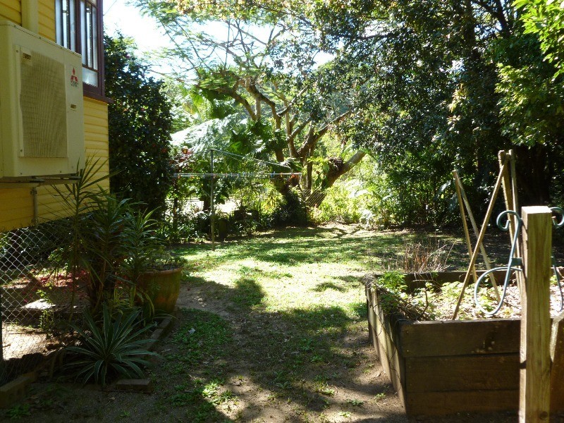 1 Chevallum Road, Palmwoods QLD 4555
