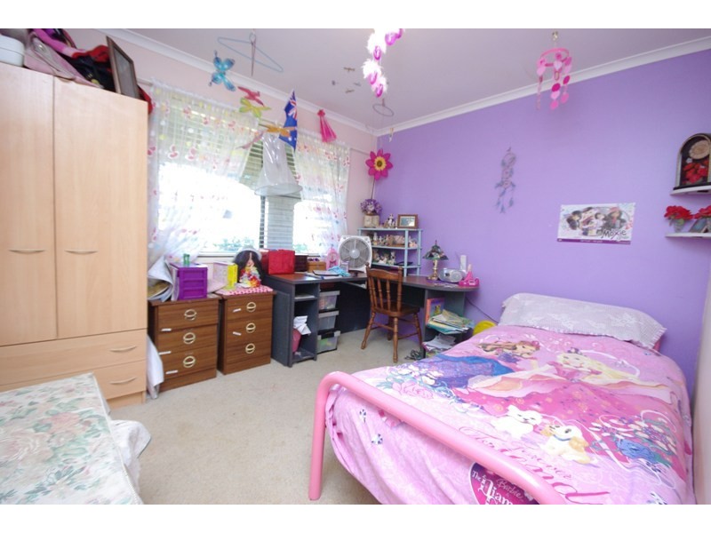 4 Cunningham Crescent, Nambour QLD 4560