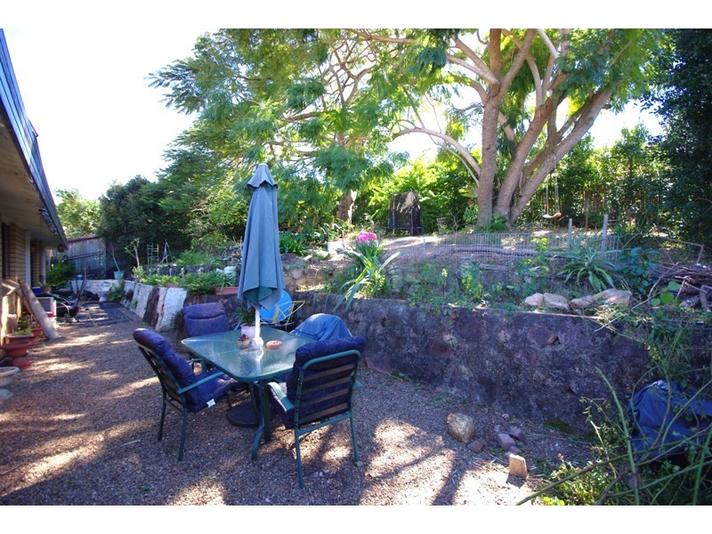4 Cunningham Crescent, Nambour QLD 4560