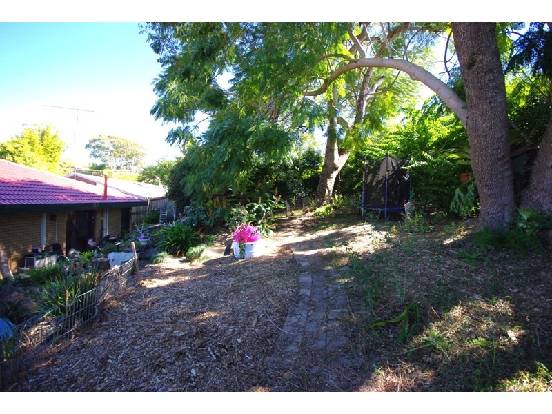 4 Cunningham Crescent, Nambour QLD 4560