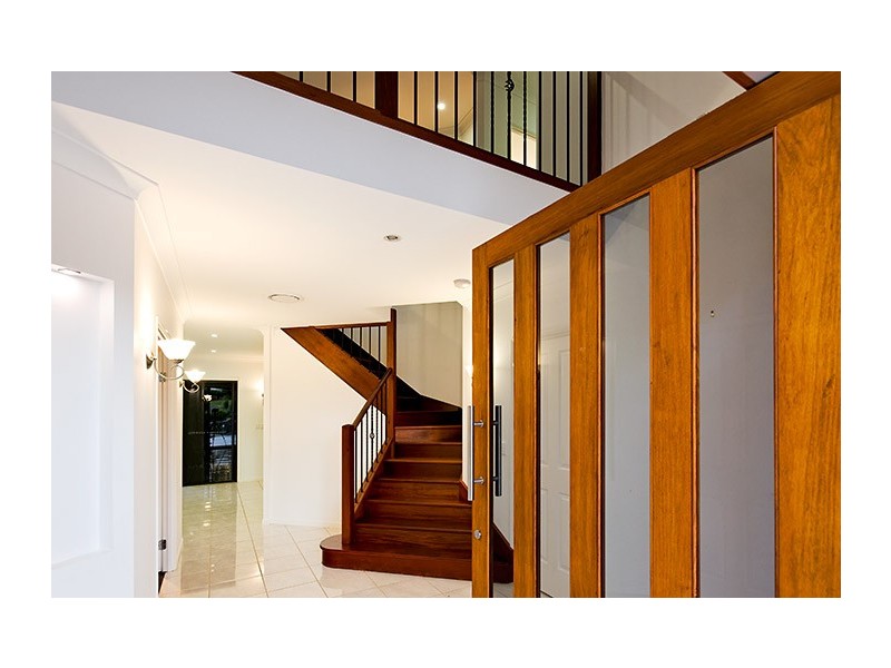 2/5 Wildwood Place, Mooloolah Valley QLD 4553