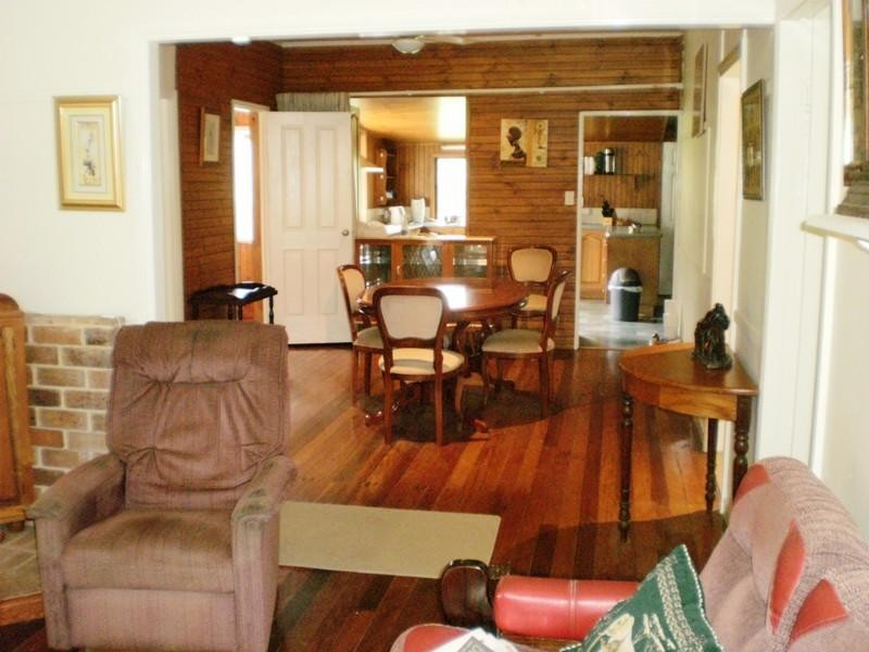 51 Chevallum School Road, Chevallum QLD 4555