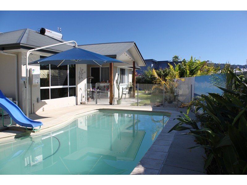 40 Paynters Pocket Ave, Palmwoods QLD 4555