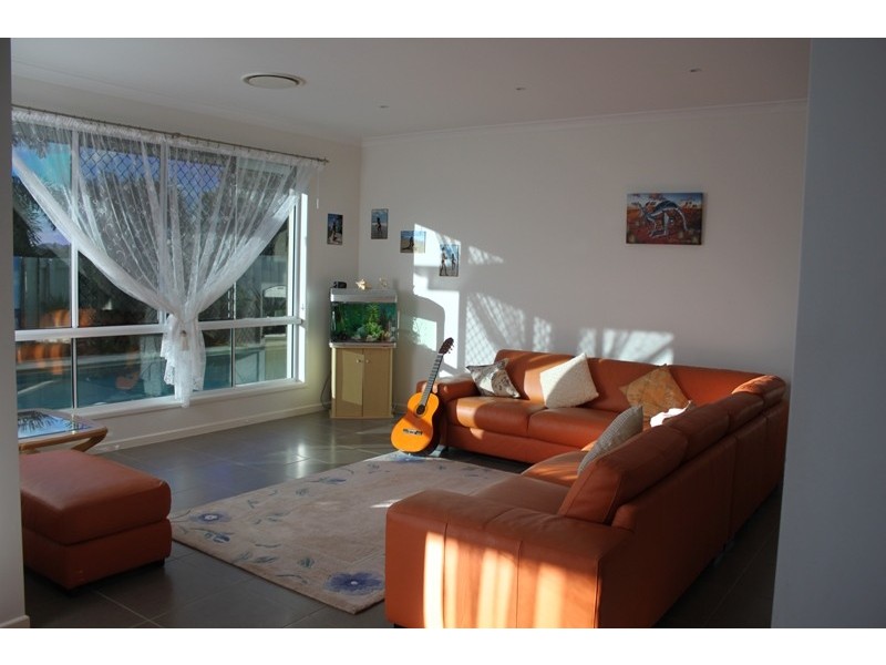 40 Paynters Pocket Ave, Palmwoods QLD 4555