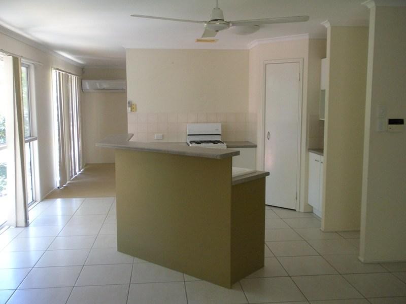 12 Holyn Close, Woombye QLD 4559