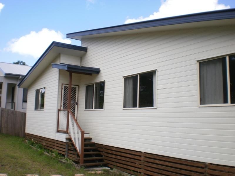 7 Tuckers Creek Drive, Nambour QLD 4560