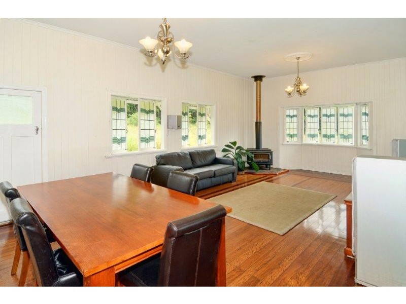 21 Sara Place, Ilkley QLD 4554