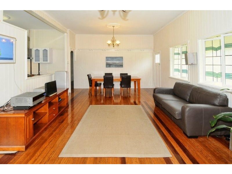 21 Sara Place, Ilkley QLD 4554