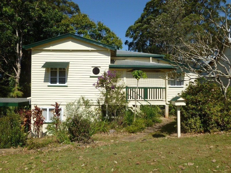11 Hill Street, Palmwoods QLD 4555