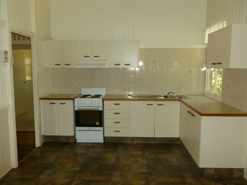 11 Hill Street, Palmwoods QLD 4555