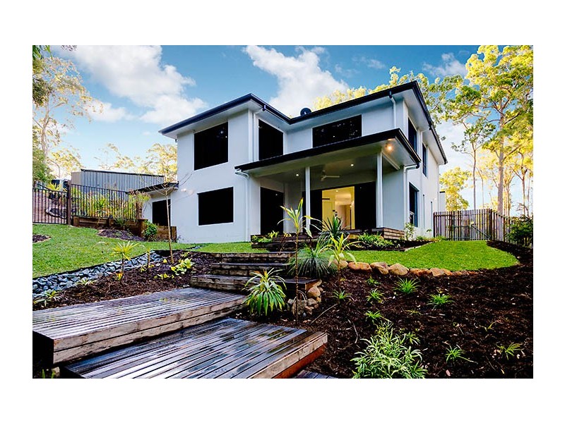 5 Wildwood Place, Mooloolah Valley QLD 4553