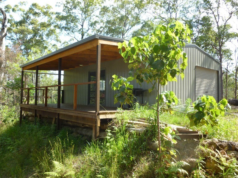 255 Hunchy Road, Hunchy QLD 4555