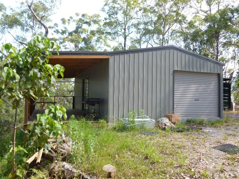 255 Hunchy Road, Hunchy QLD 4555