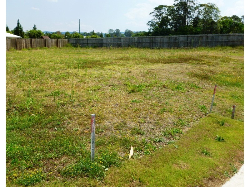 3 Aland Place, Palmwoods QLD 4555