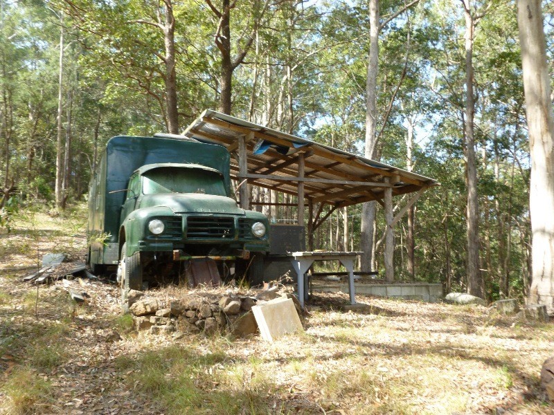 255 Hunchy Road, Hunchy QLD 4555