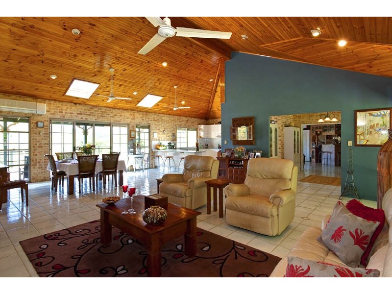 323 Upper Landershute Road, Palmwoods QLD 4555