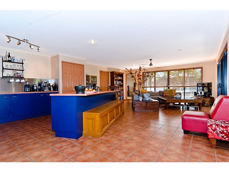 14 Petigrain Ave, Palmwoods QLD 4555