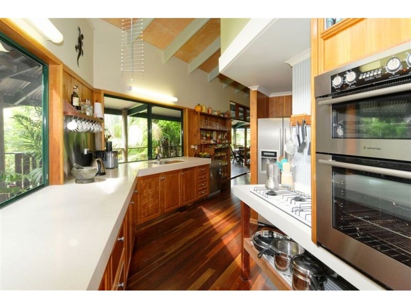 240 Paskins Road, Palmwoods QLD 4555