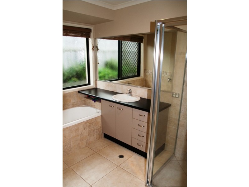 10 Red Jacket Court, Palmwoods QLD 4555