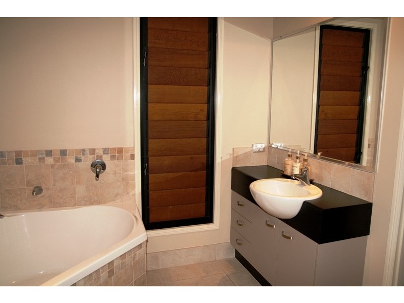 10 Red Jacket Court, Palmwoods QLD 4555