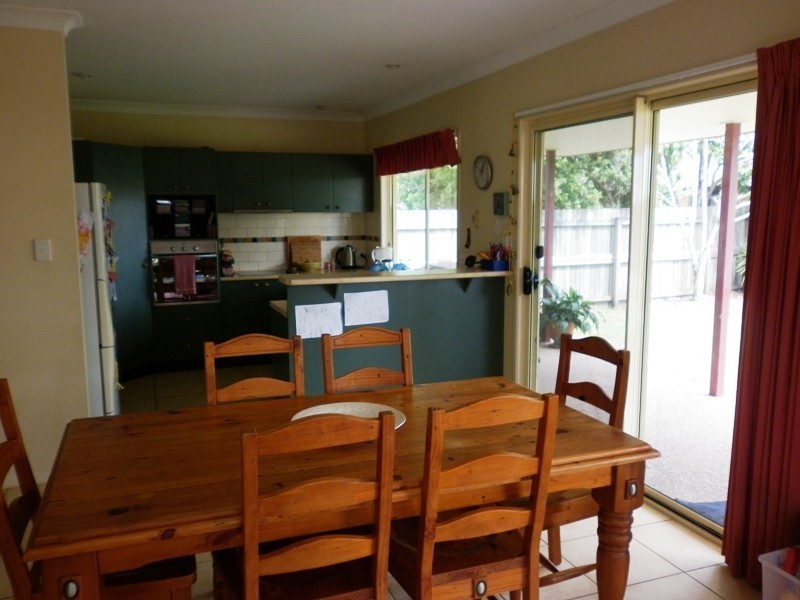 24 Petigrain Avenue, Palmwoods QLD 4555