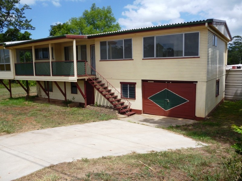 2 Sandalwood Lane, Forest Glen QLD 4556