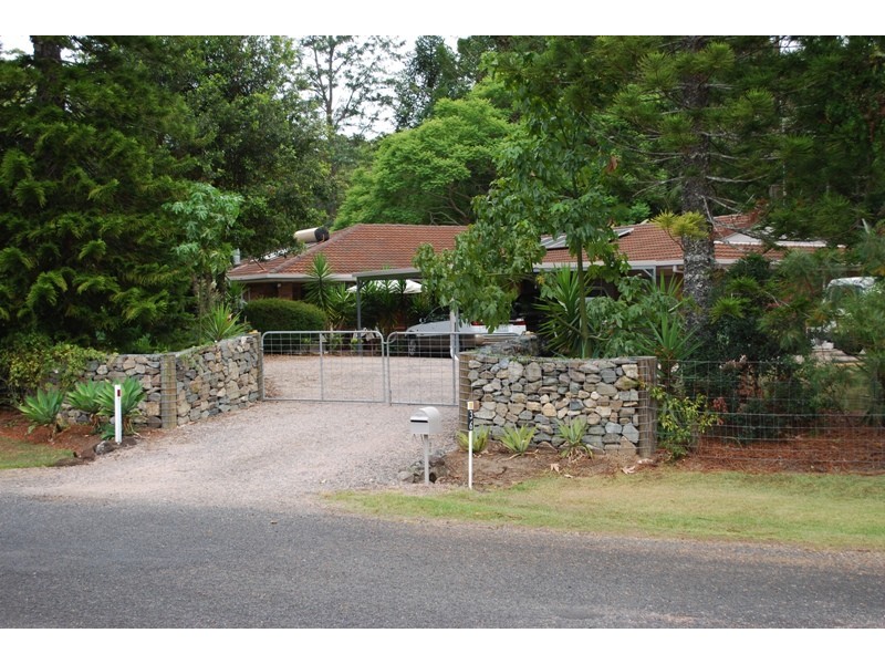 36 Smith Drive, Mooloolah Valley QLD 4553