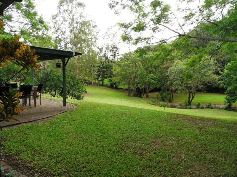 36 Smith Drive, Mooloolah Valley QLD 4553