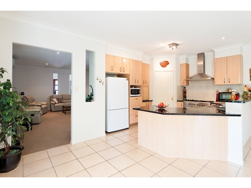 4 Evergreen Avenue, Palmwoods QLD 4555