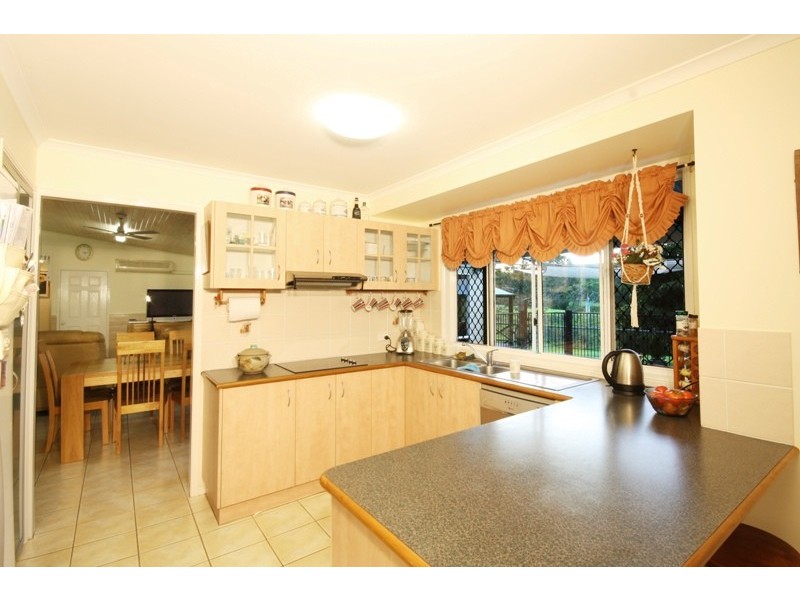 37 Smith Drive, Mooloolah Valley QLD 4553
