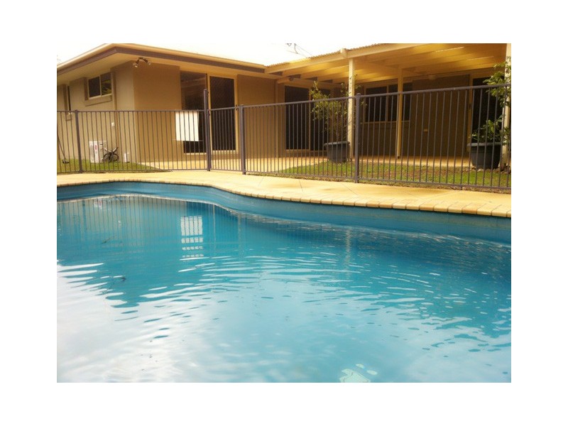 4 Flame Tree Court, Palmwoods QLD 4555