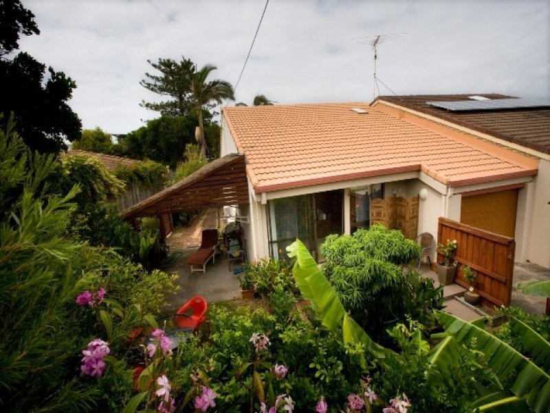 2/9 Point Cartwright Drive, Buddina QLD 4575