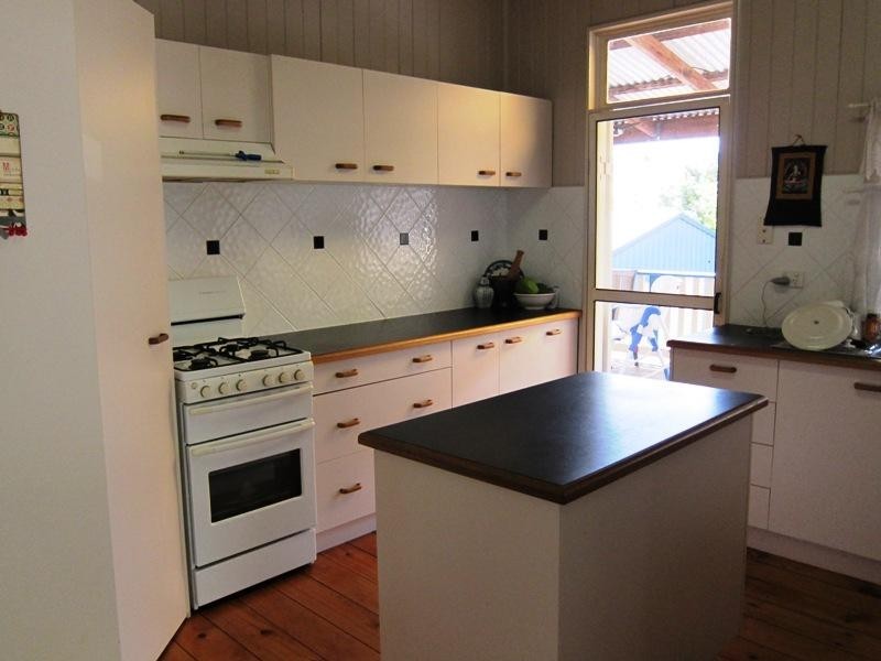 16 Hill Street, Palmwoods QLD 4555